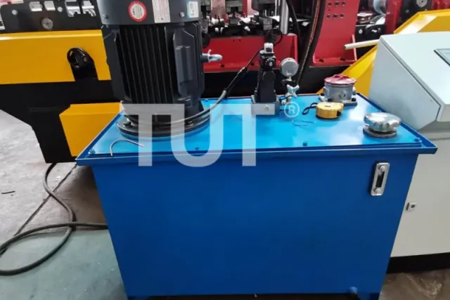 Hydraulic power unit and control components on a roll forming line