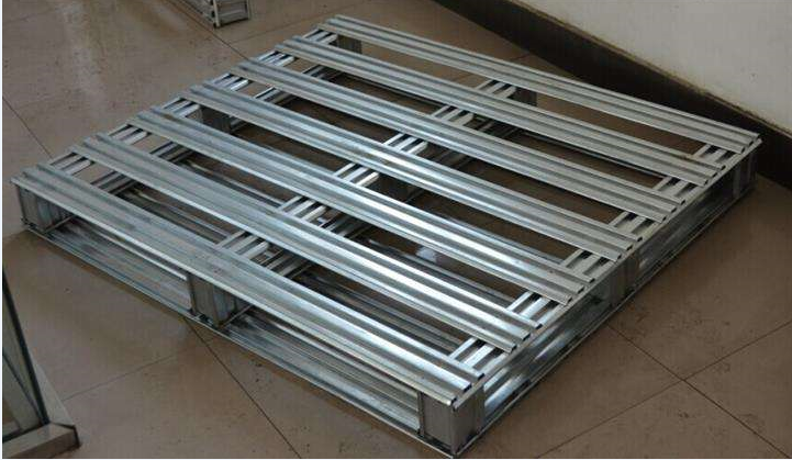 Metal Pallet Roll Forming Machine in Production